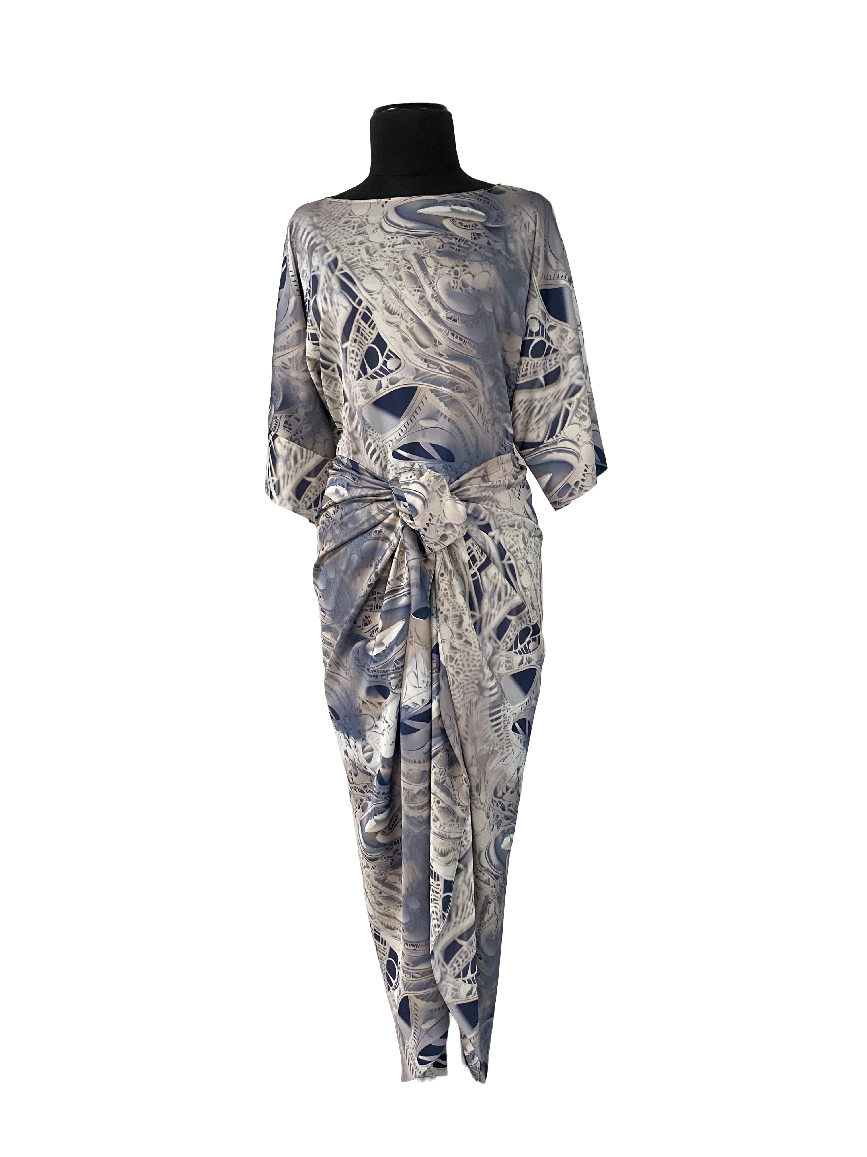 secret Dress balance