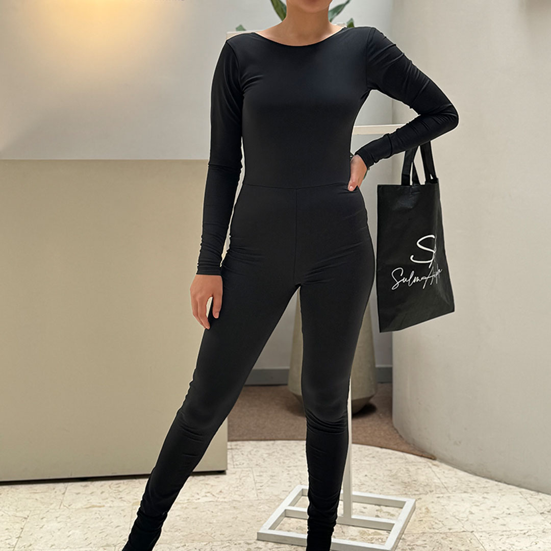 enterizo-cuello-bandeja-negro-1