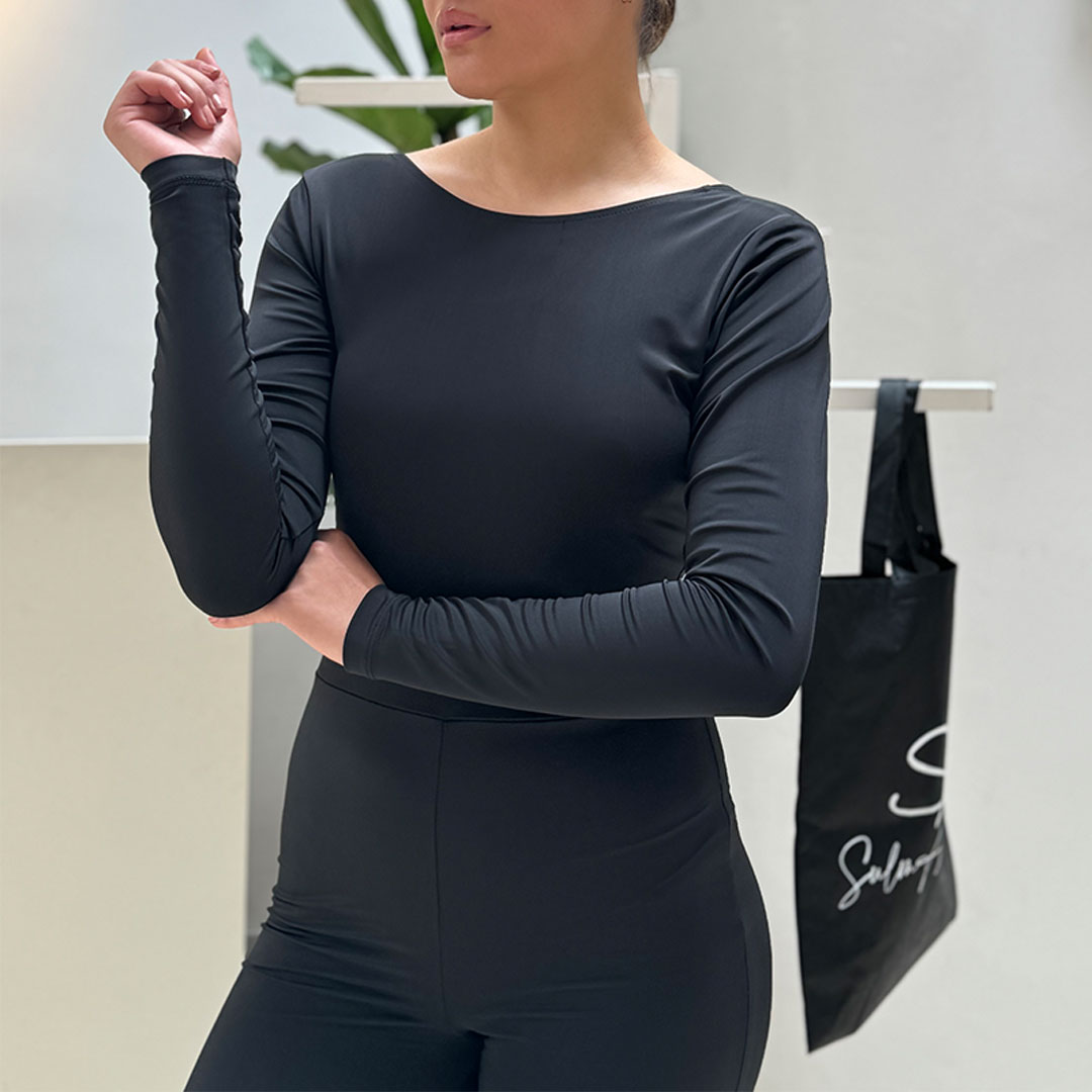 enterizo-cuello-bandeja-negro-6